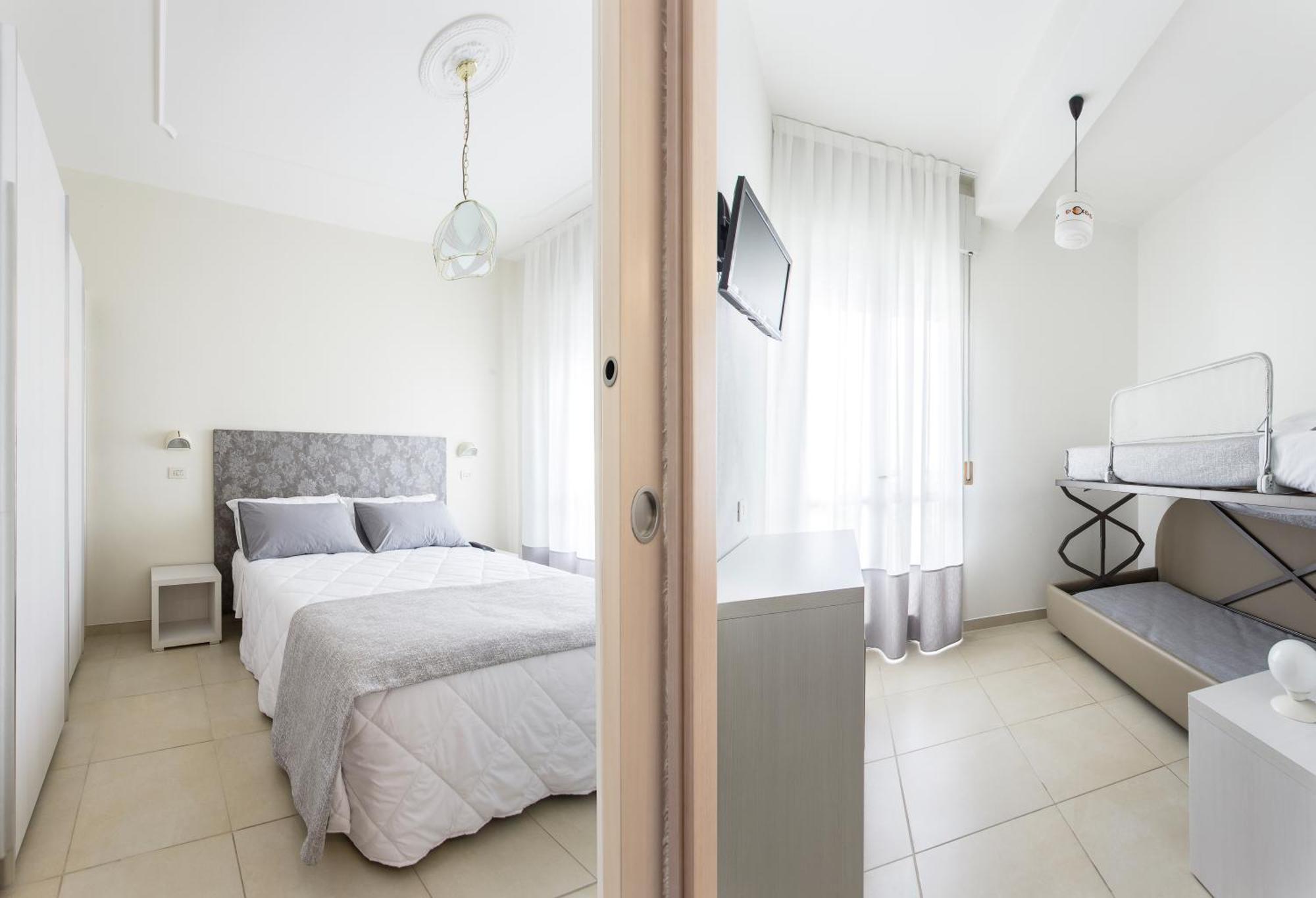 Hotel Caesar Lido Di Savio Eksteriør bilde