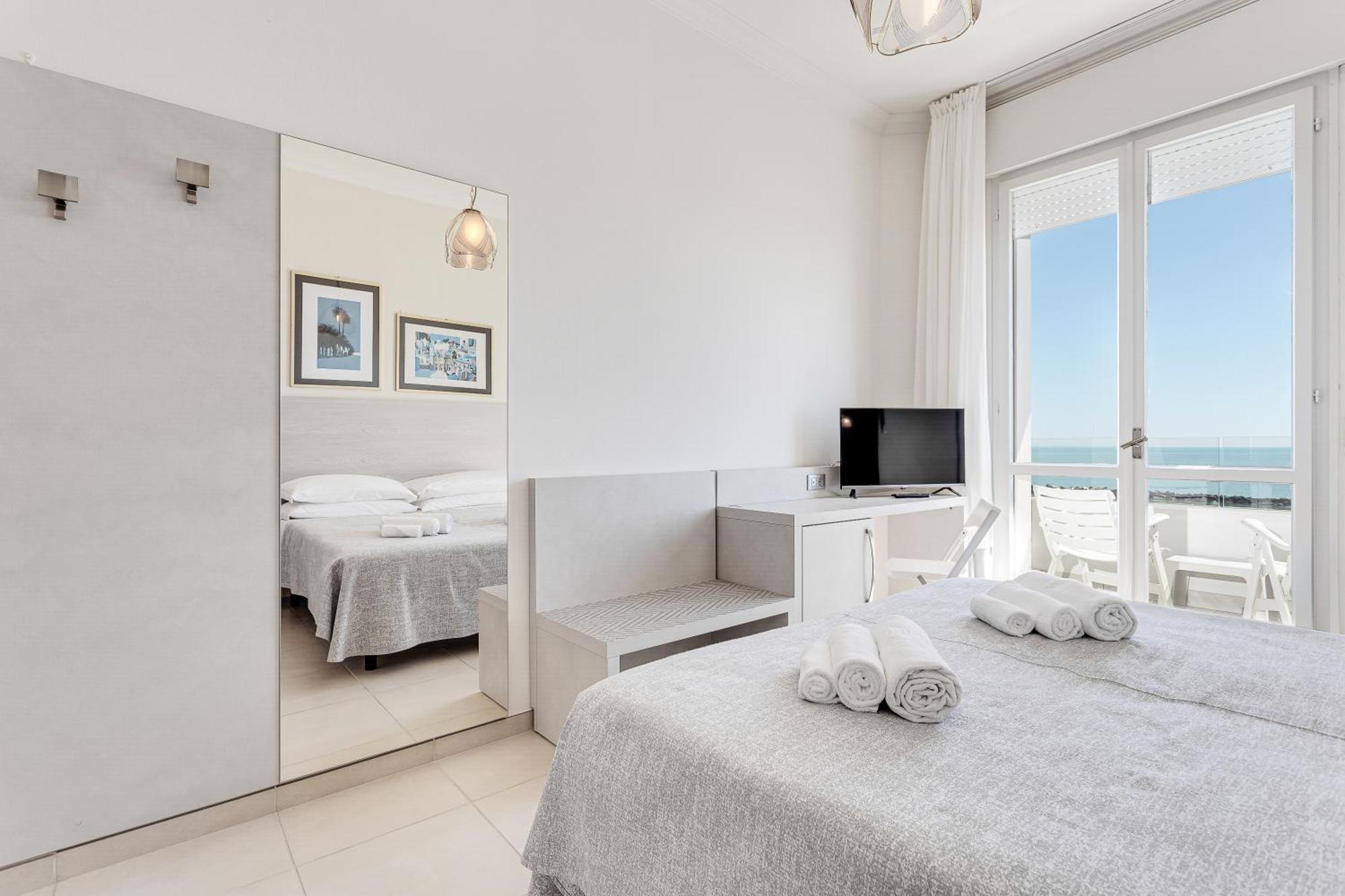 Hotel Caesar Lido Di Savio Eksteriør bilde