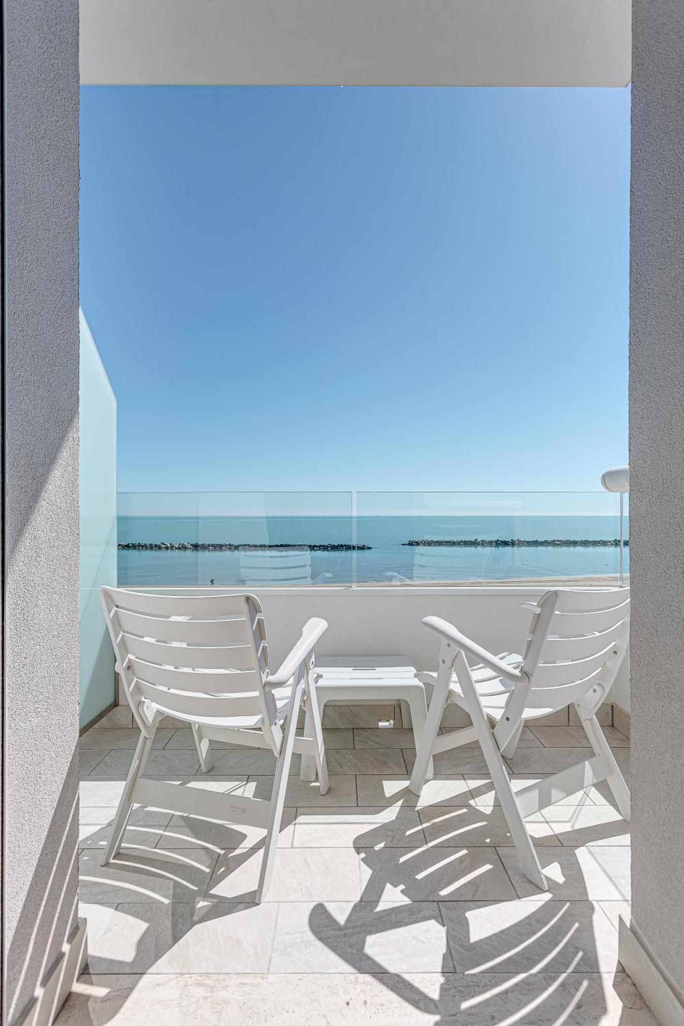 Hotel Caesar Lido Di Savio Eksteriør bilde
