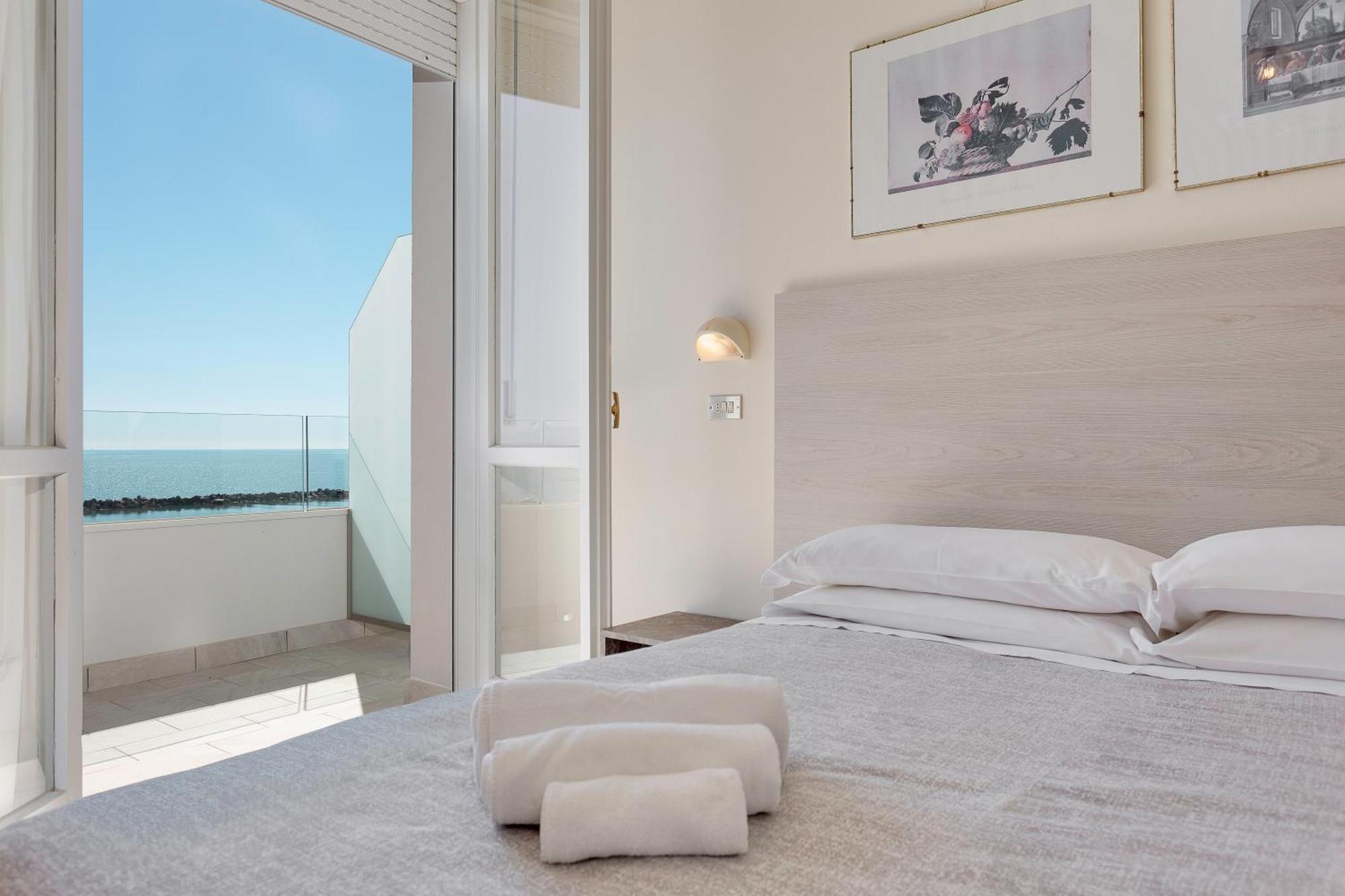 Hotel Caesar Lido Di Savio Eksteriør bilde