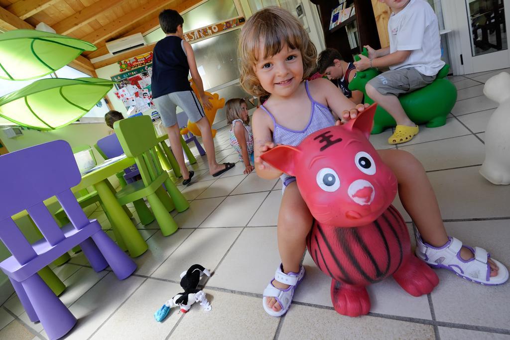 Hotel Caesar Lido Di Savio Eksteriør bilde