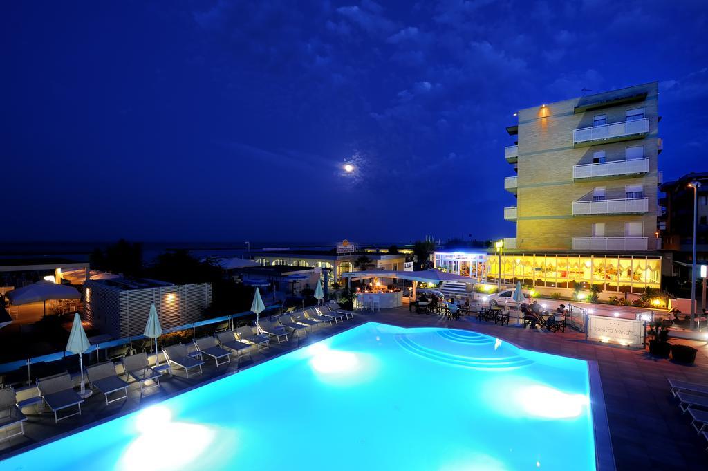 Hotel Caesar Lido Di Savio Eksteriør bilde