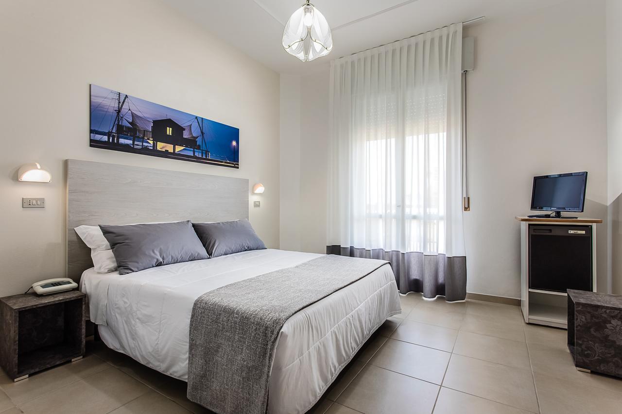 Hotel Caesar Lido Di Savio Eksteriør bilde